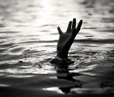 TEACHER KILLS HIMSELF AFTER BEING CONNED 1.5MILLION SHILLINGS